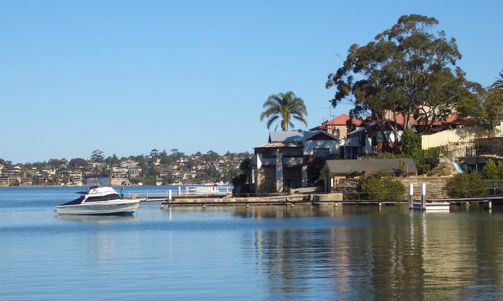 Water Front In St George Sydney - Storage And Removals