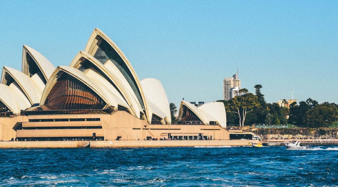 The Opera House is a national icon of Australia Move across Sydney