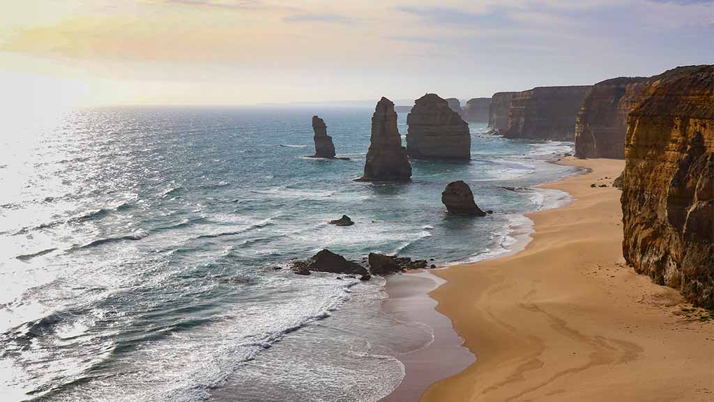 12 apostles in victoria during daytime